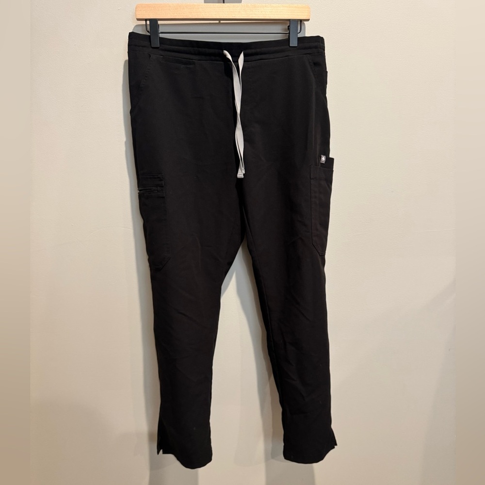 Figs Women's Yola Skinny Scrub Pants- Black-Medium Petite